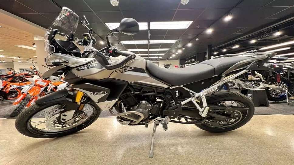 triumph bike price, triumph bike price delhi, triumph bike price in india, triumph bike showroom near me, triumph bike india, triumph bike 400, triumph bike 400cc