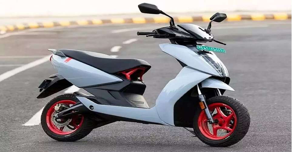 Company is Emptying The Stock, Now Selling E-Scooter at a Very Cheap Price