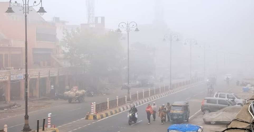 After Cold Wave, Snowfall & Rain Alert in Delhi-NCR, Dense Fog
