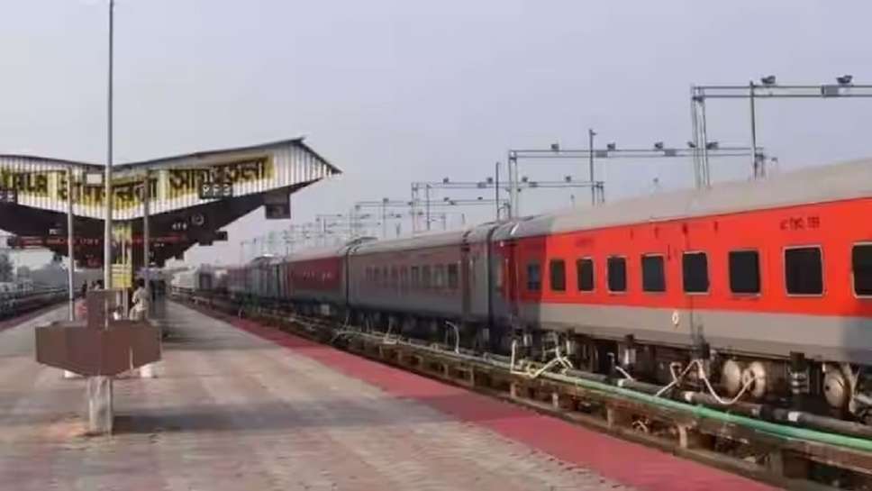 Cancelled train list today, Train cancelled in Bihar tomorrow, Train Cancelled in Bihar Today, SECR cancelled train list, Train cancelled Today Mumbai, Trains cancelled tomorrow from Chennai, Train running status, Train cancellation dates