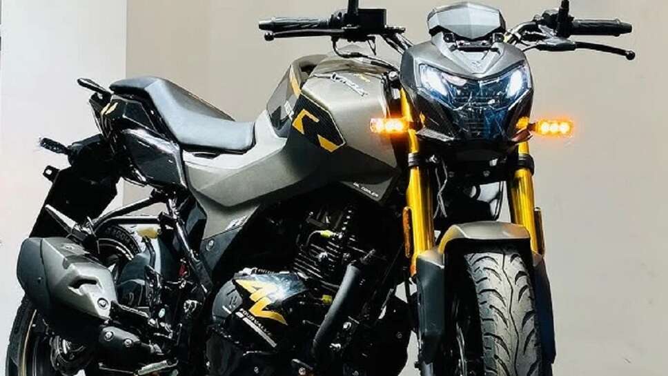 ஹீரோ எக்ஸ்ட்ரீம் 125R பிரீமியம் தோற்றத்தையும், லிட்டருக்கு 66 கிமீ மைலேஜையும் வழங்குகிறது.