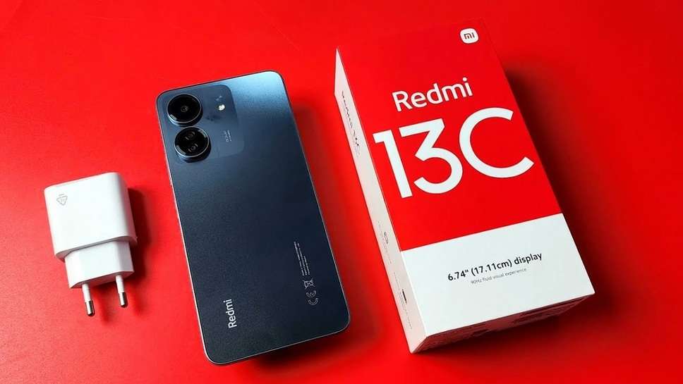 In This New Smartphone Redmi Has Also Offered a 6.74 inch Full HD Plus Display Along With a Refresh Rate of 90Hz