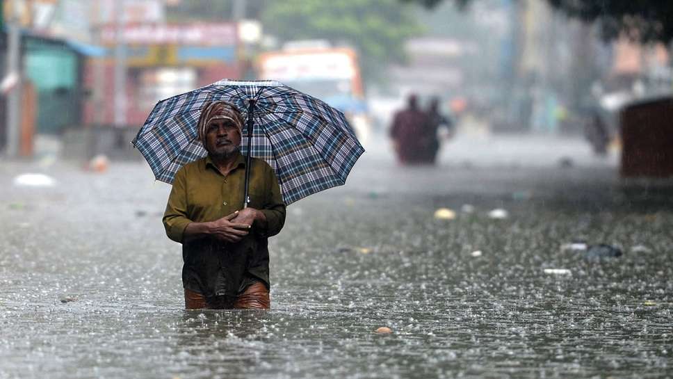 Heavy rain alert today, Rainfall alert today, Rain alert in India today, Heavy rain and strong wind called, Heavy rainfall alert in which states, Severe rainfall alert tomorrow, Rain alert in Kerala today