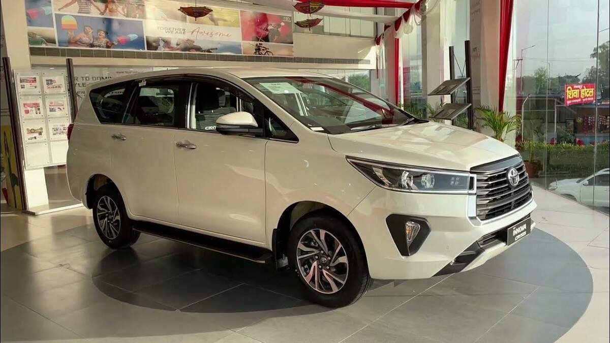 Toyota Innova Crysta