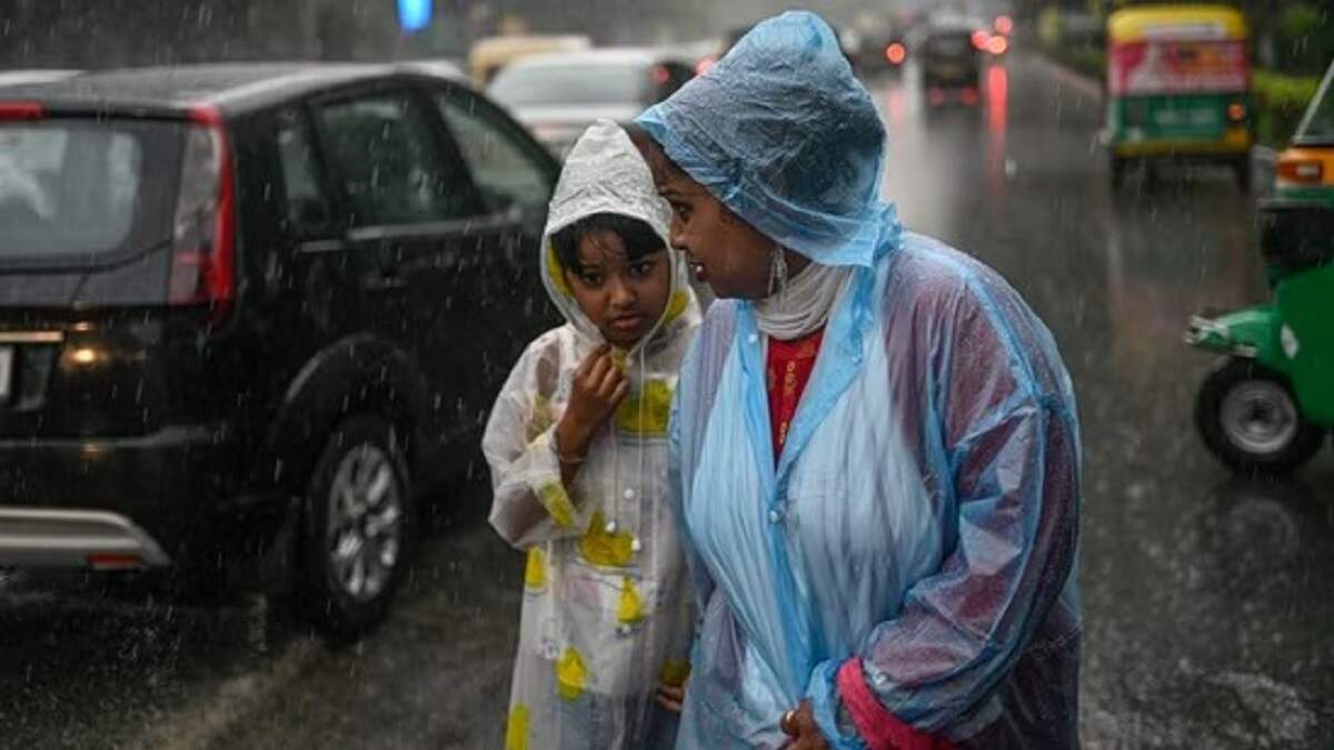 Today Weather Forecast: If Cold increases Problem Then Alert of Heavy Rain issued in These Districts, Meteorological Department issued Warning