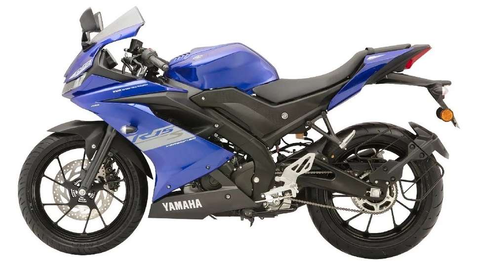  Yamaha R15 V4 price, R15 V3, R15 V3 vs R15 V4 which is best, R15 V3 price, R15 V3 vs R15 V4 Price, Yamaha R15 V4 price in India, R15 V3 vs R15 V4 seat height, Yamaha R15 price