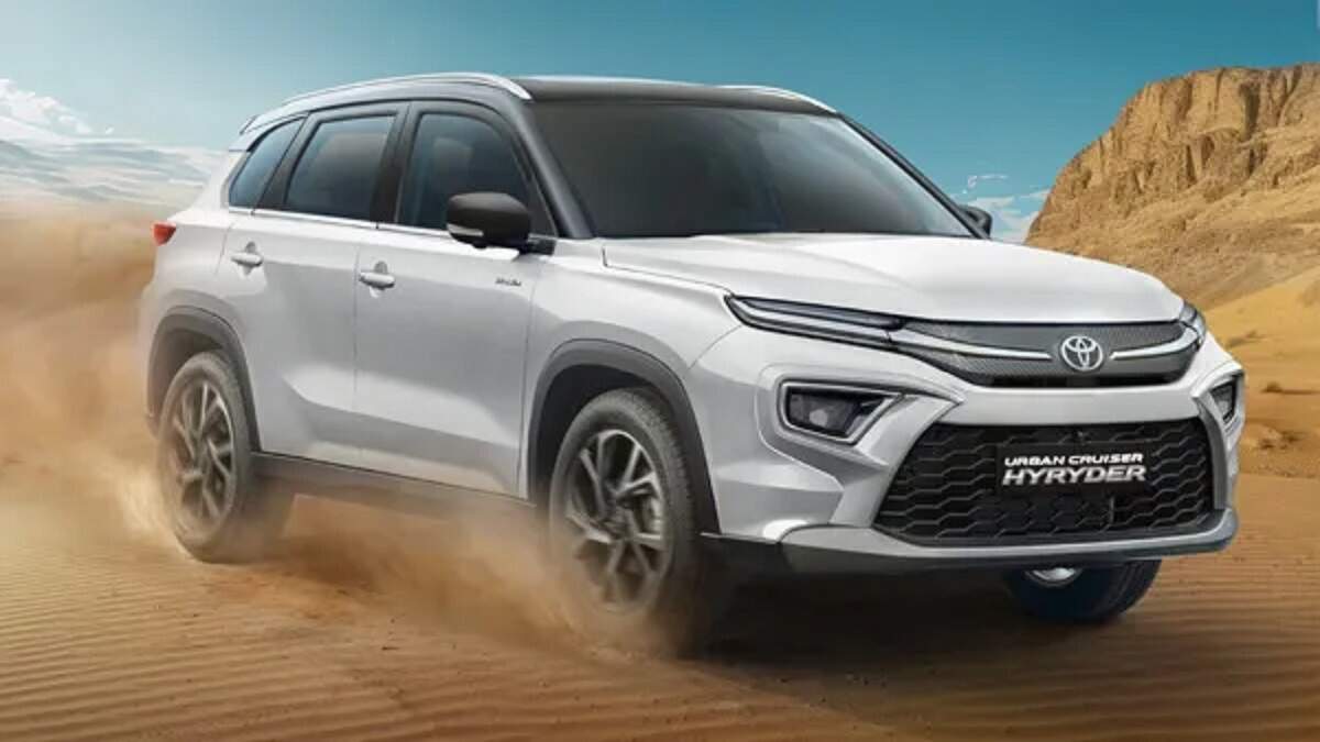 Innova Hycross negative reviews, Innova Hycross Hybrid Price, Innova Hycross Hybrid on Road Price, Toyota Camry - 2025 reddit, Team-bhp Invicto, Old Toyota trucks, Toyota Corolla reddit, Hycross vs Crysta