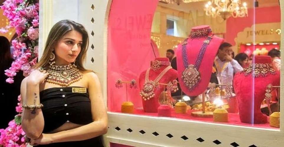 Gold Rate in 2024: Buy Gold Jewelery Today, Get Cheapest Prices, Rates Will increase in 2024