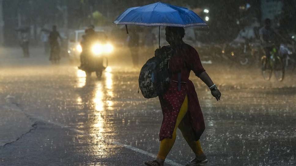  Rainfall alert today, Heavy rainfall alert today, Red alert weather today, Rain alert in India today, Red alert in India today, severe rainfall warning, Rainfall warning India, Red alert today