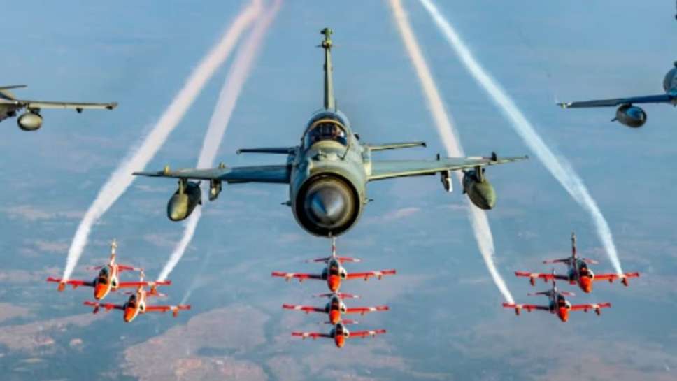 Air Show in Bhopal : Air Show Will Be Held Over The Big Lake On September 30, 50 Fighter Planes Will Show Stunts, Rajnath Singh Will Participate