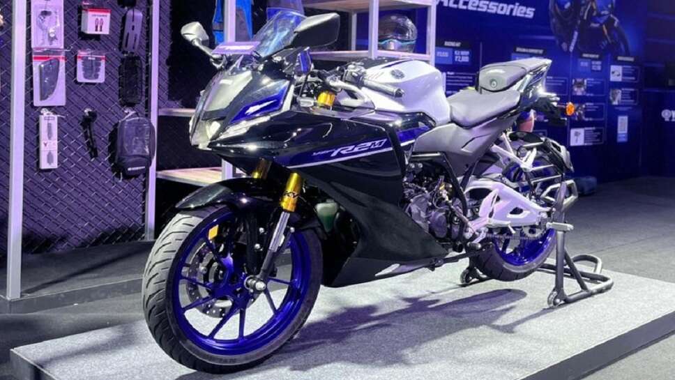 Yamaha yzf r2 price in india, Yamaha yzf r2 top speed, Yamaha yzf r2 price, Yamaha YZF-R2 top speed km h, Yamaha yzf r2 on road price, Yamaha R2 launch date in India, Yamaha R2 mileage, Yamaha YZF R2 200cc