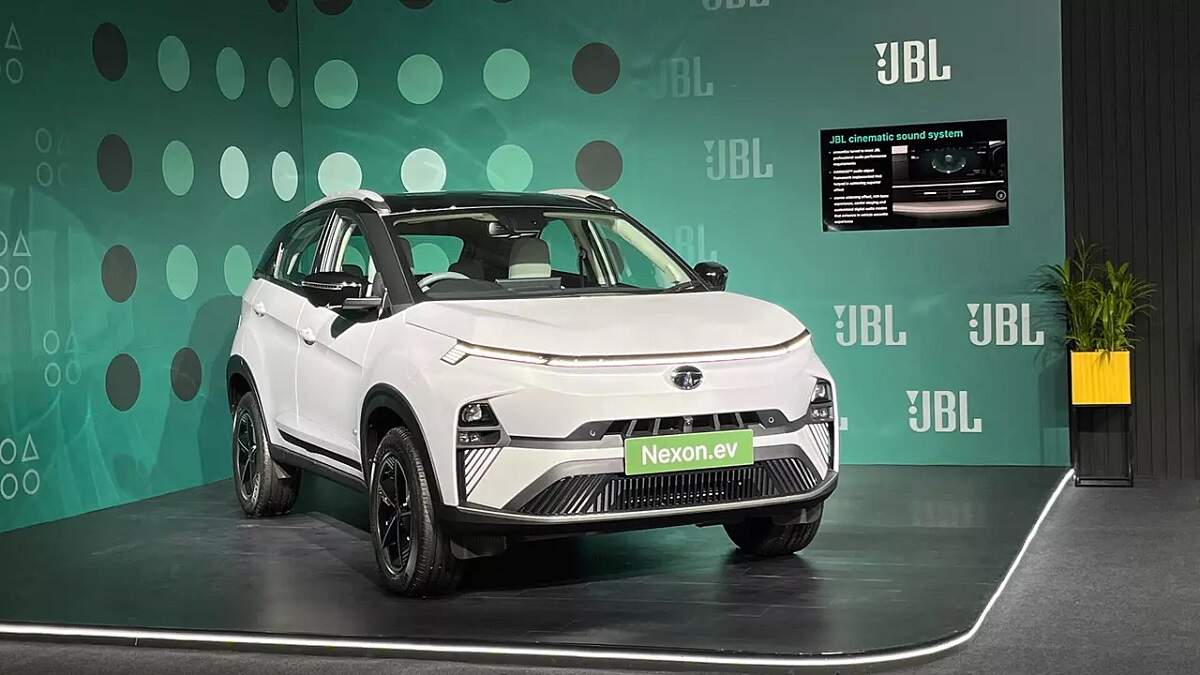 Nexon EV Facelift, tata nexon ev facelift 2023 launch date, nexon ev facelift launch date, tata nexon ev facelift 2023 range, nexon ev facelift booking, nexon ev facelift 2023 expected price, nexon ev facelift range, nexon ev facelift interior, nexon ev facelift team-bhp