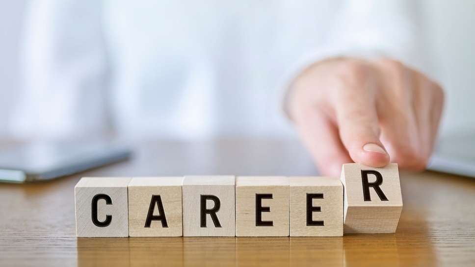 Career Advice Tips : If You Are Confused After Graduation Then This Can Be The Best Career Option For You